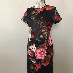 Beautiful floral dress. Never worn!